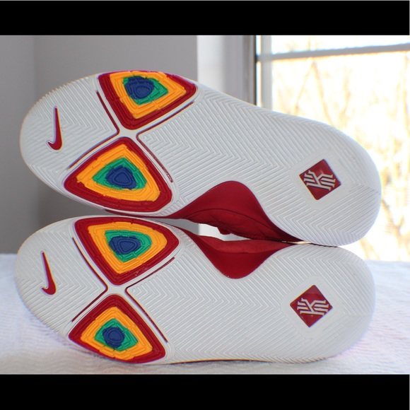 New Nike Kyrie 3 “University Red” Size 5.5Y 6.5Y - Picture 6 of 6